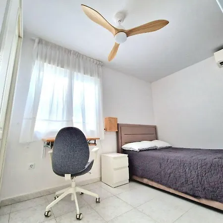 Modern 2 Bedroom With Lovely Rooftop Terrace Denia