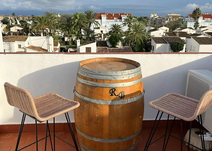 Modern 2 Bedroom With Lovely Rooftop Terrace Appartement *