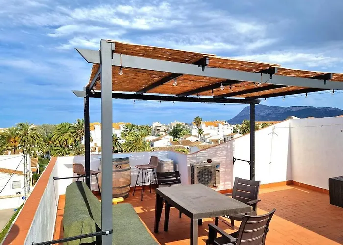 Modern 2 Bedroom With Lovely Rooftop Terrace Appartement *